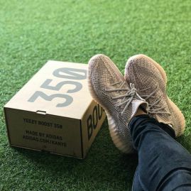 Picture of Yeezy 350 V2 _SKUfc4209975fc
